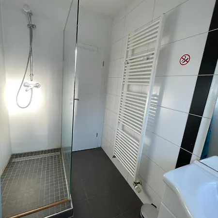 Apartment Schoene Einfache In