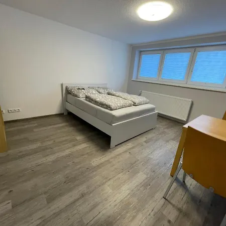 Lejlighed Schoene Einfache In *